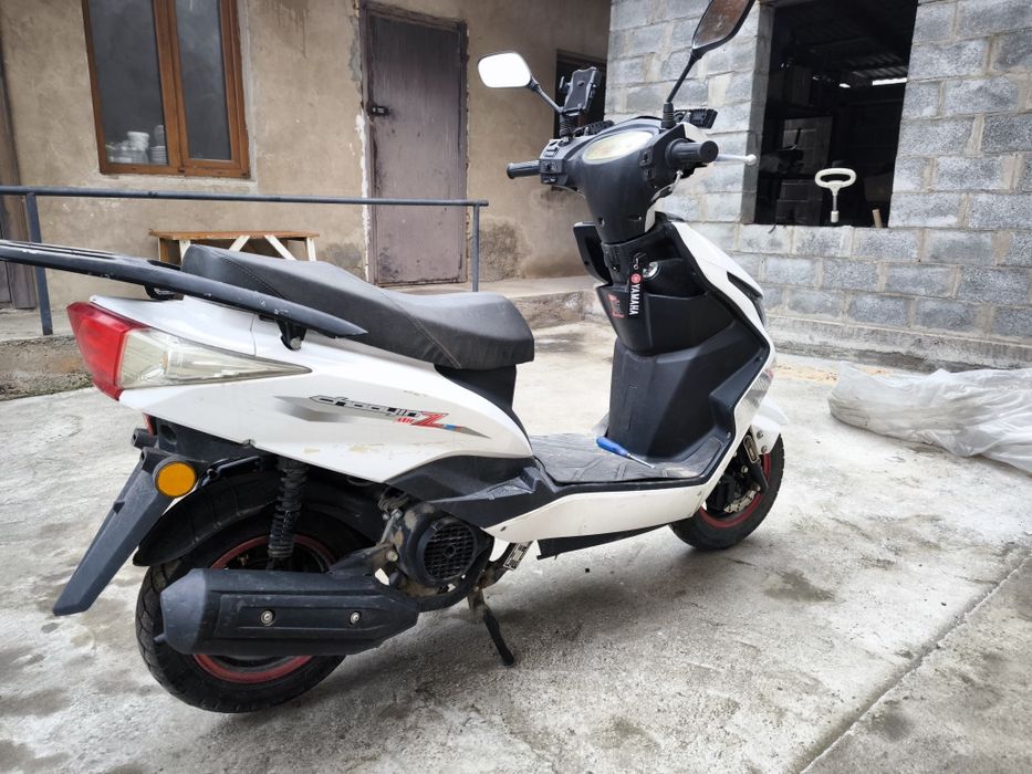 Мопед / скутер м8