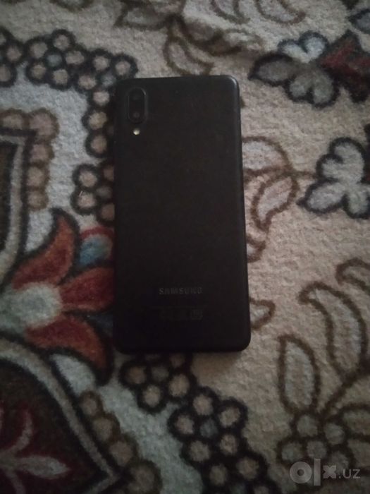 Samsung galaxy a02 ekan ishlamaydi
