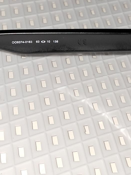 Слънчеви очила Oakley oo9374-0163