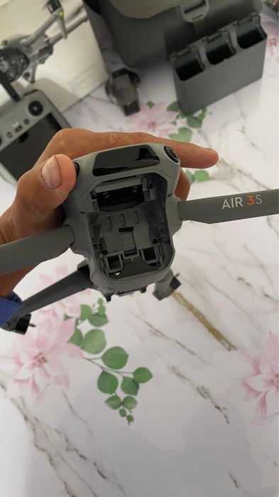 DjlAir3s дрон горантия