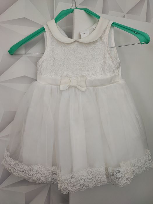 Малка шаферска рокля