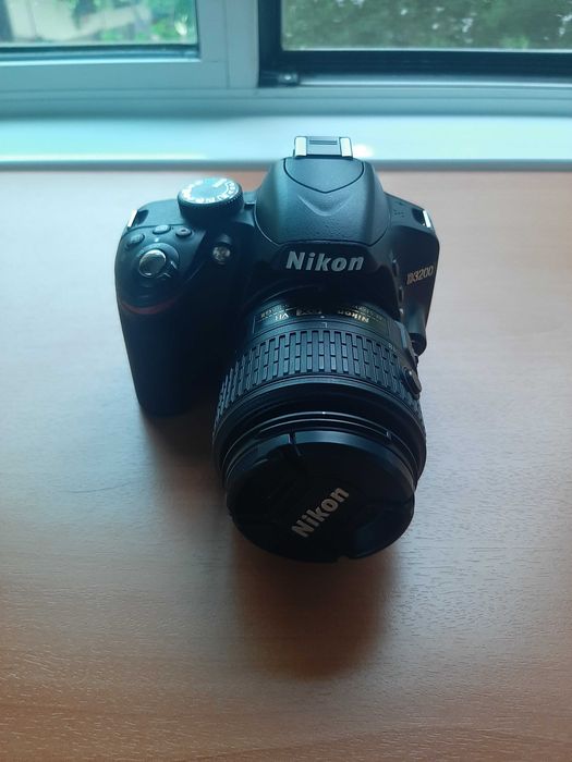 Nikon D3200  като нов