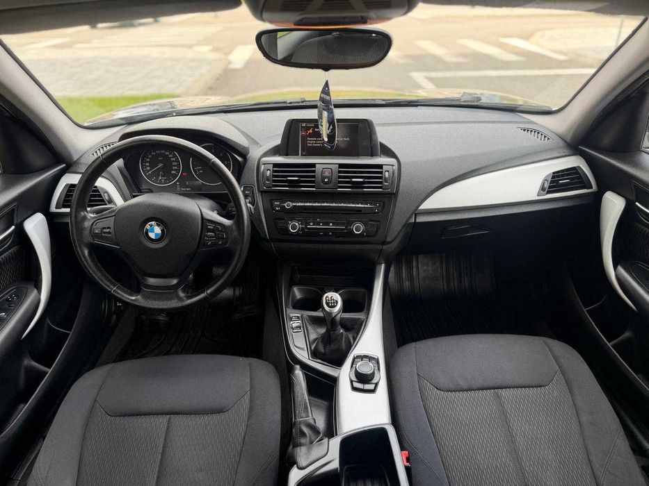 BMW 1 Series 2012 — imagine 4