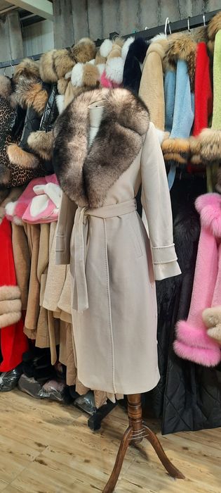 НОВИ!Кожени палта от естествен косъм от лисица и алкантара