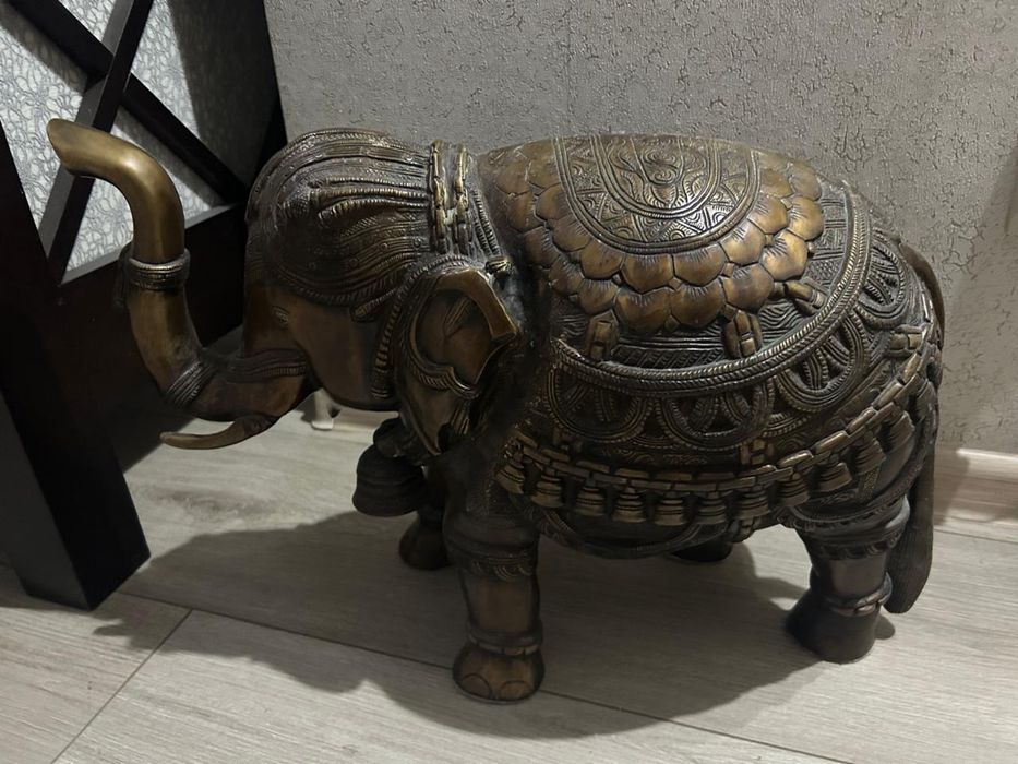 Бронзовый слон из Индии — ручная работа, символ удачи
