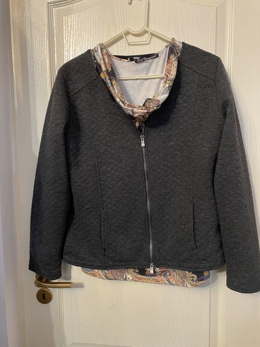 Sacouri de damă diverse mărimi