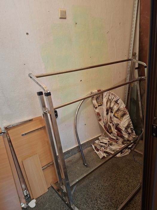 Дава се под наем Магазин в Плевен, Идеален център - 35 кв.м за 398.82 € - Снимка #2