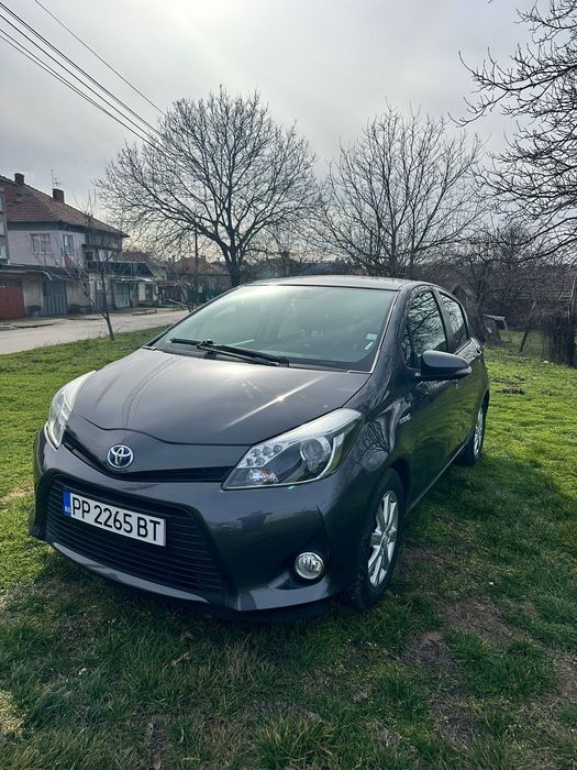 Toyota yarın hybrid