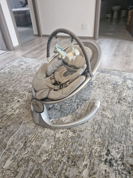 Leagan adormit  bebelusi