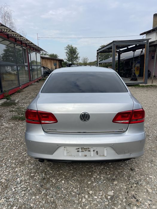 Dezmembrez passat b7 1.6 diesel cayc myp