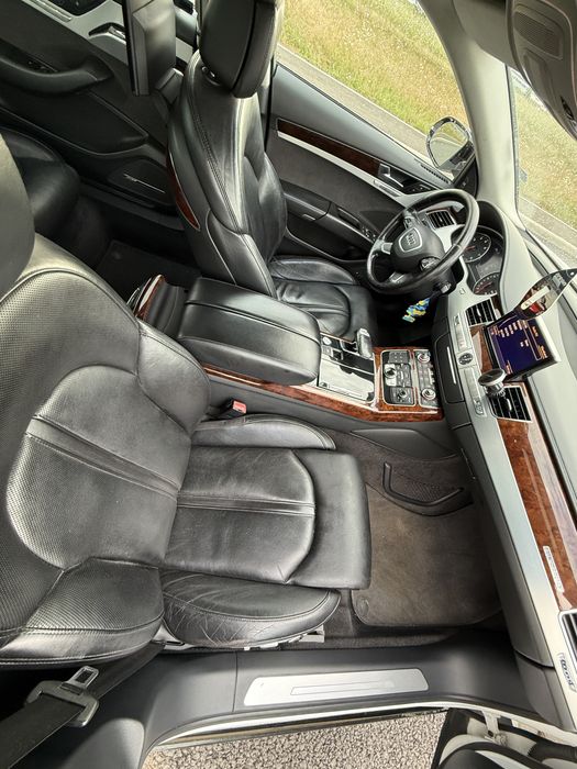 AUDI A8 2011 — imagine 3