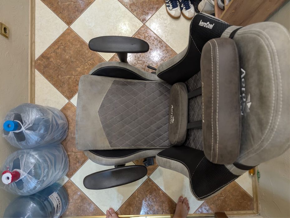 Игровое компьютерное кресло Aerocool