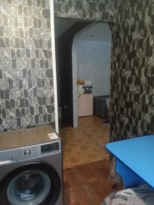 Продам квартиру в центре.