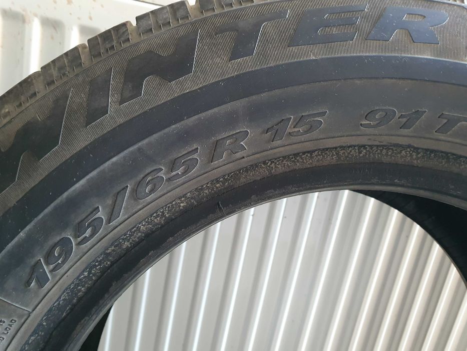 Anvelopa de Iarna Pirelli 195/65 R15