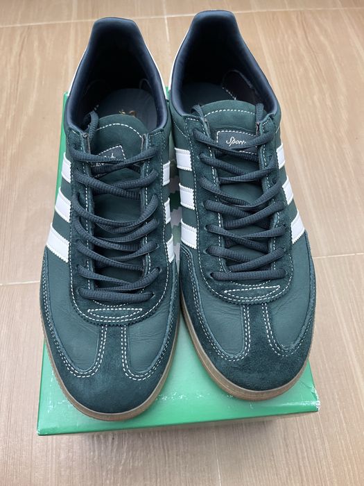 Adidas sporty and rich