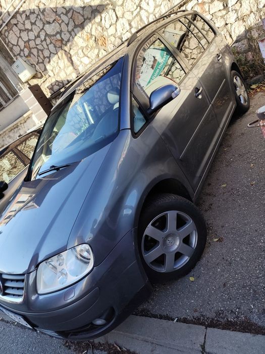Volkswagen Touran 2005 diesel, 2.695 € — imagine 4