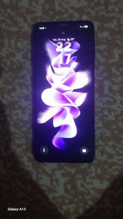 Samsung galaxy z flip3 5g