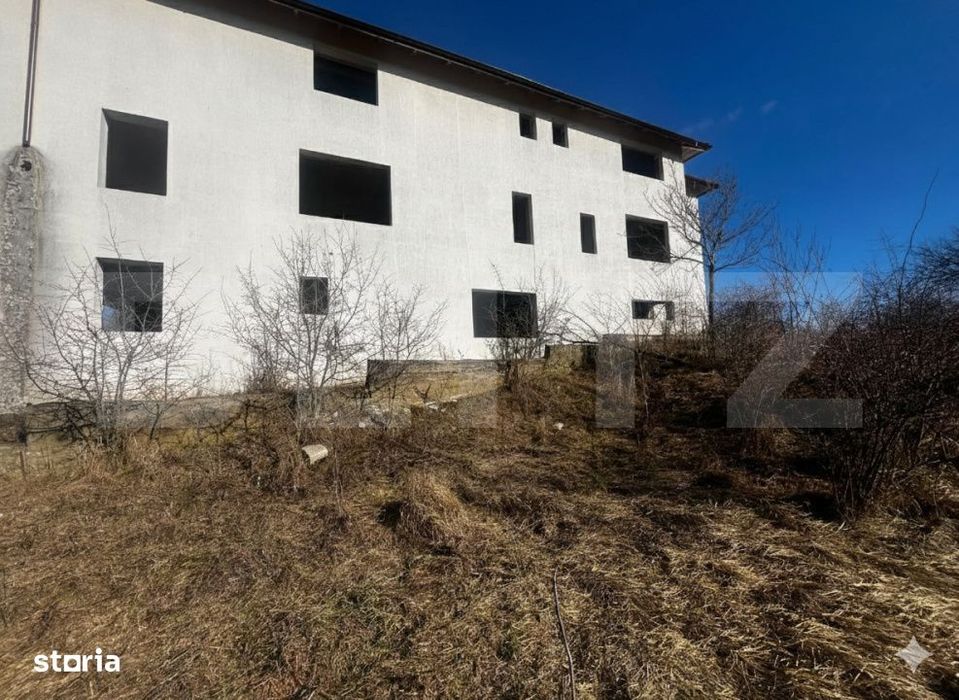 Cladire multifunctionala, 513 mp, 1.000 mp teren - zona Sigmir