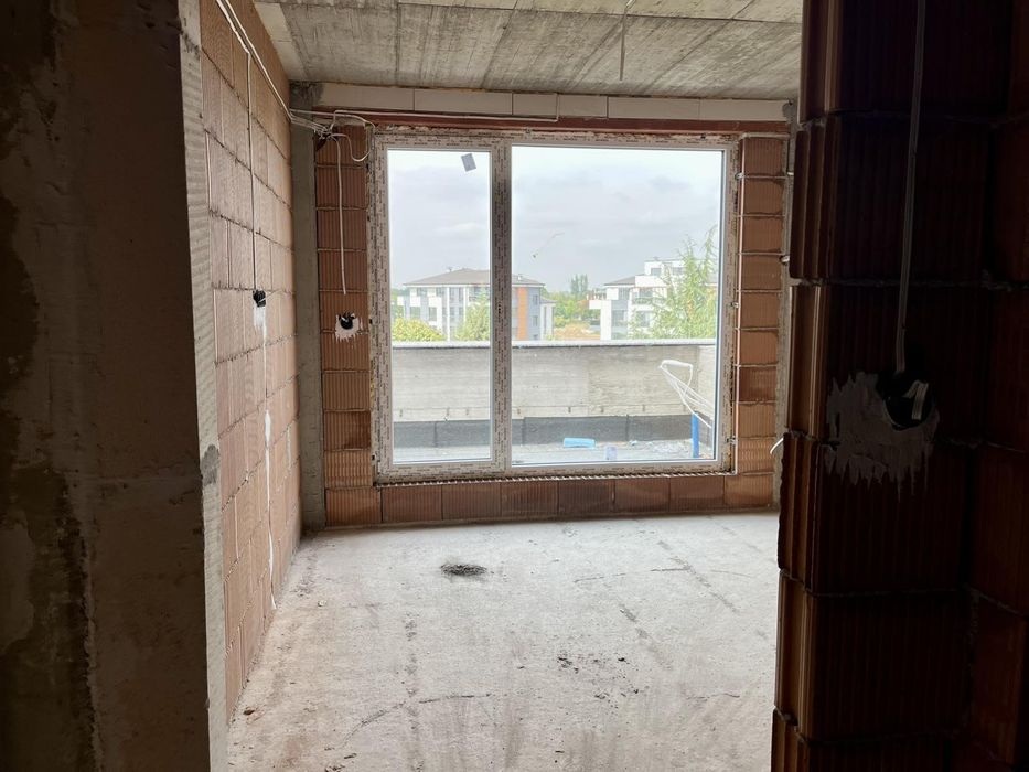 Продава се Двустаен апартамент в Пловдив, Остромила - 63 кв.м за 1254 €/кв.м - Снимка #5