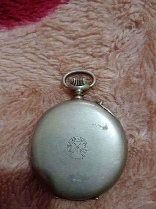 De vânzare ceas antic