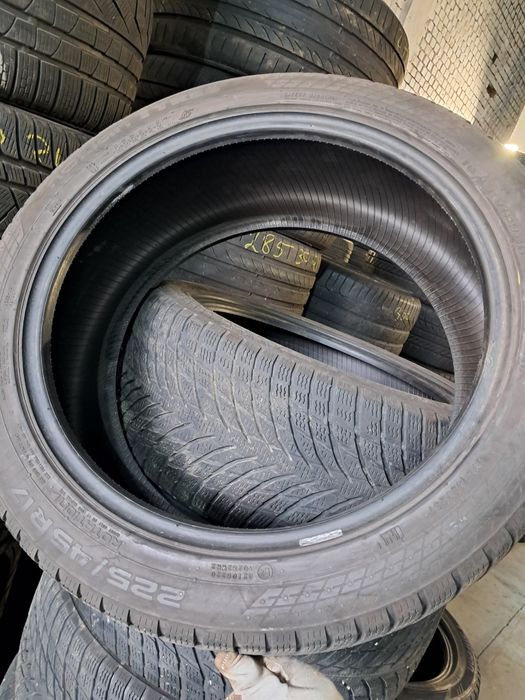 Anvelope second iarna 225 45 R17 Nokian