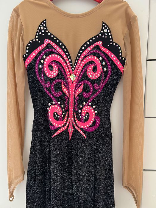 Рокля за фигурно пързаляне 6-7 годишна възраст