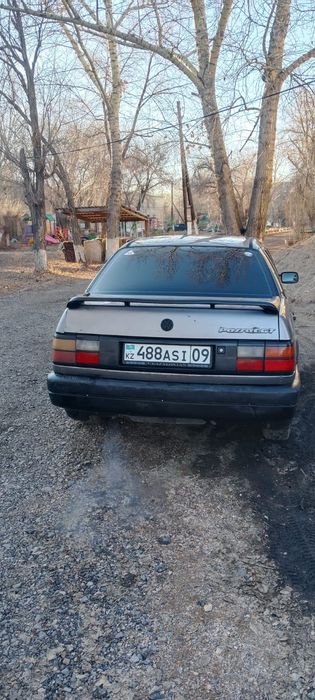 Пассат б3 седан серый