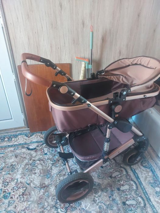 Срочно продаётся детский коляска
