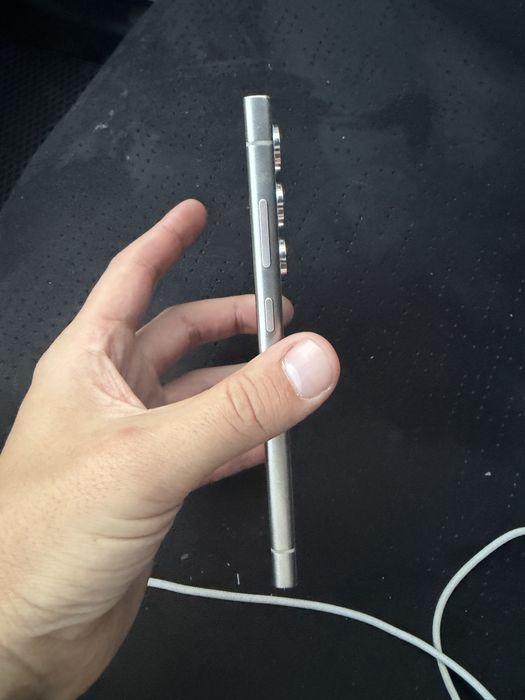 samsung s24 ultra pamit 12.256g holati ideal oqip tel qlila