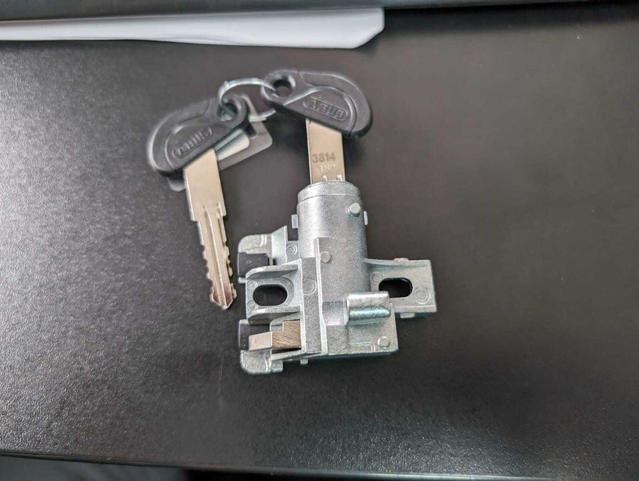 CILINDRU INCUIETOARE ABUS bicicleta electrica bosch cheie lunga