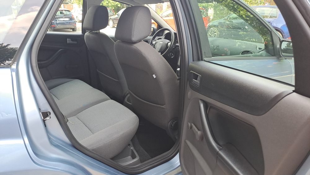 FORD Focus 2006 — imagine 5