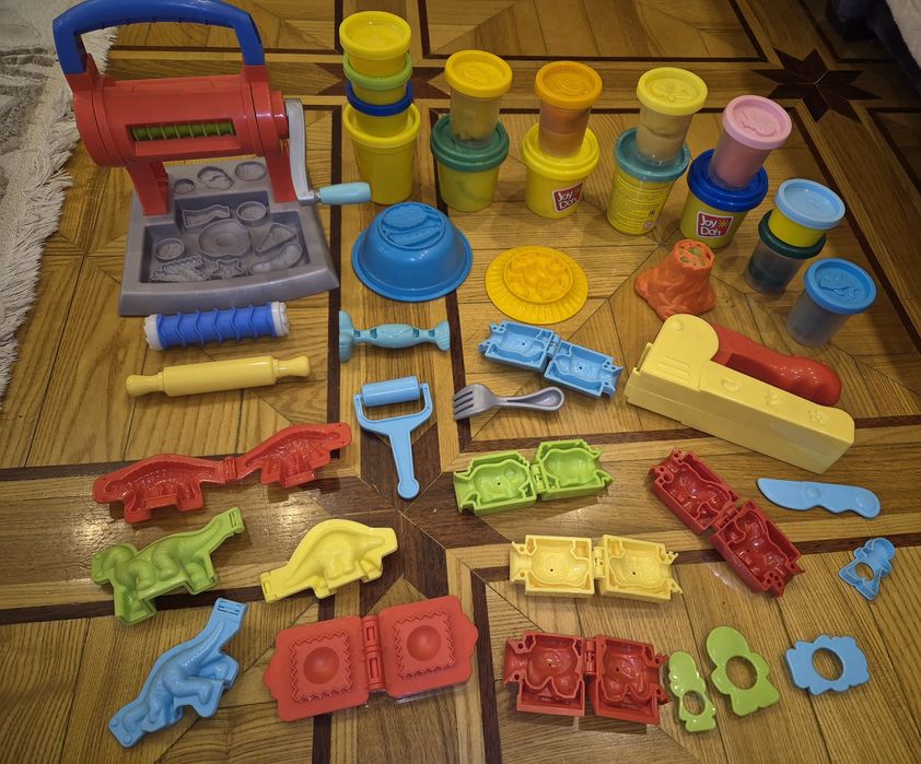 Продам детский набор для лепки б/у