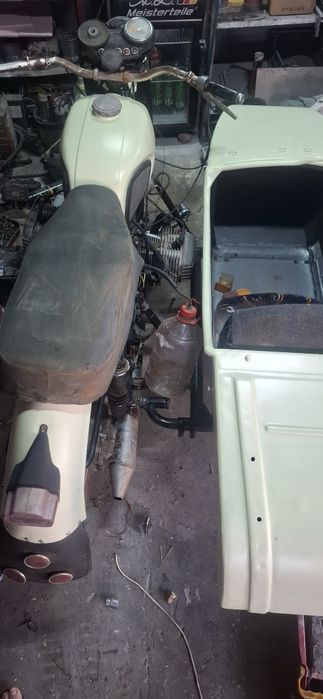 Dnepr / nipru motocicleta cu atas / ataj