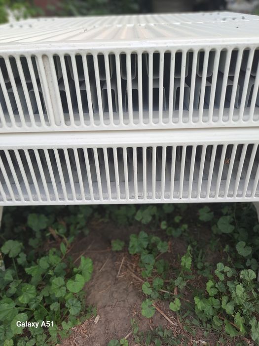 Vând calorifere  de oțel,stare foarte bună