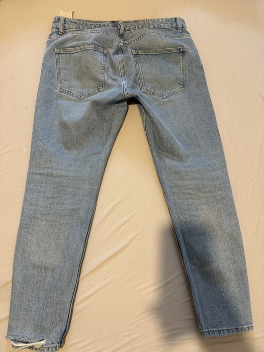 Blugi Zara 40 42 barbatesti deschisi albastri cu rupturi cam 40 marime