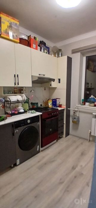 Dom sotiladi yangi yol gulbaxorda