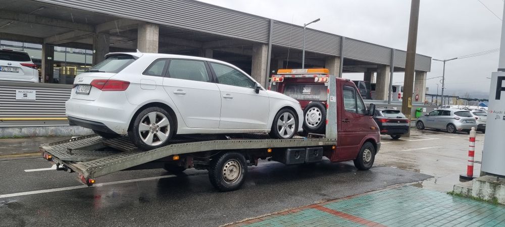 Tractari auto Transport marfa