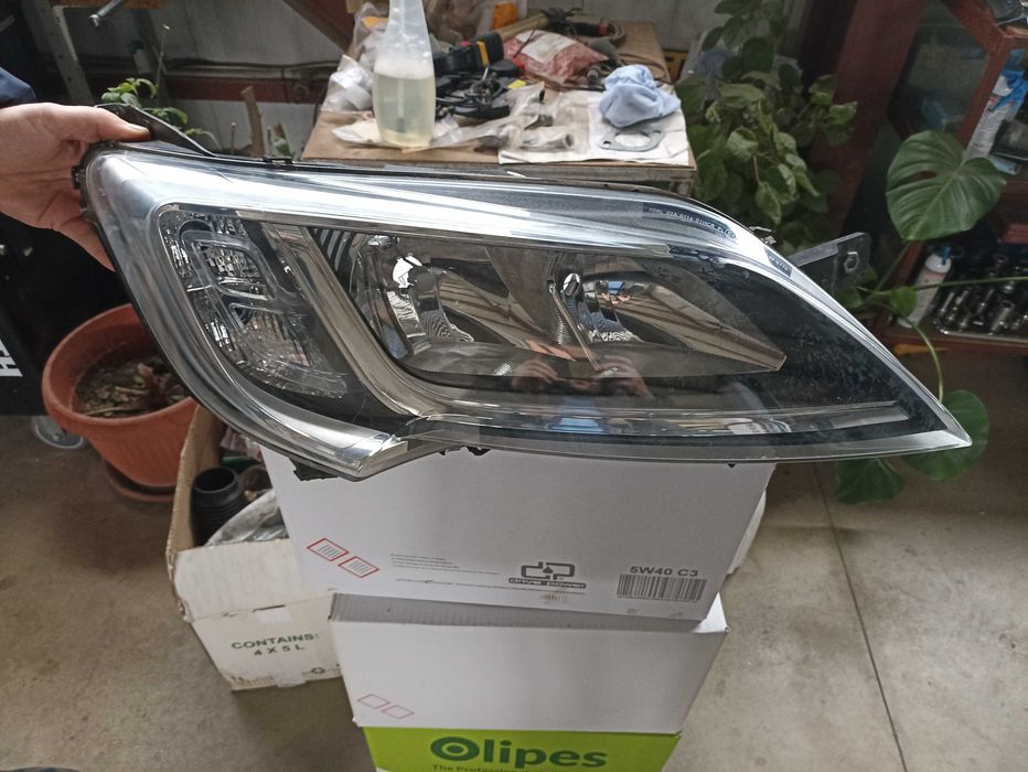 Фар десен Ситроен Джъмпер 2014+