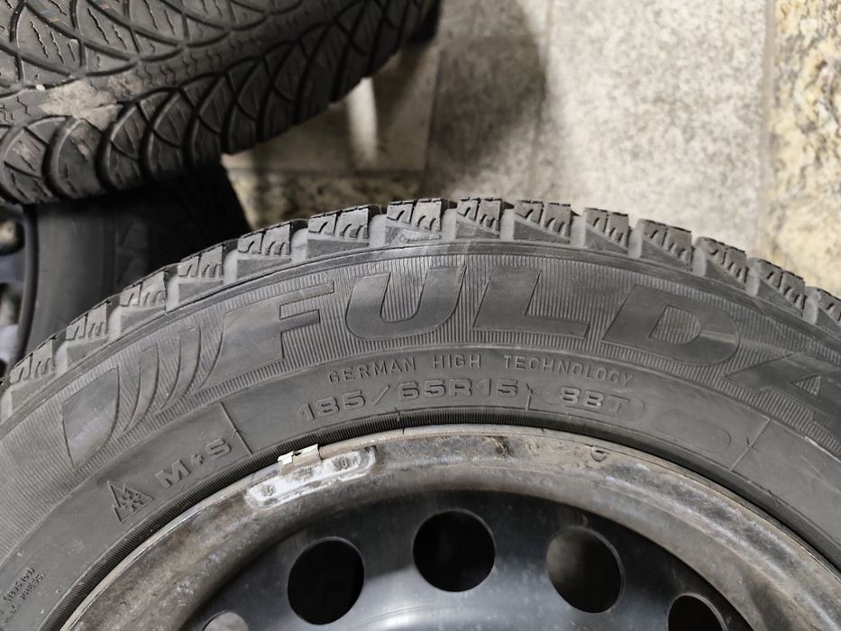 Jante Clio 4 , Logan cu anvelope iarna 2 seturi