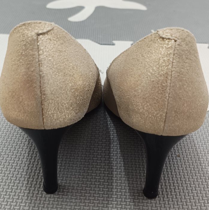 Pantofi dama,aurii ,din piele , Nr 37, branț 24 cm, toc 8 cm