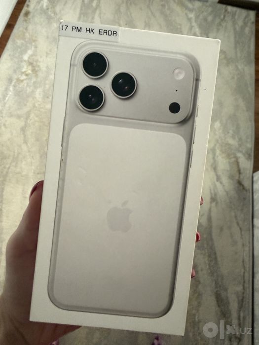 Iphone 17 pro max silver