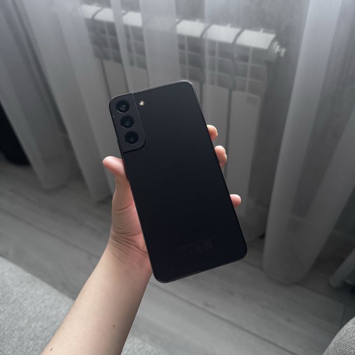 Samsung Galaxy S22 plus