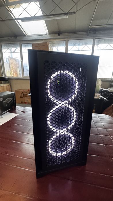 Vand  super PC Gaming - schimb cu KORG PA 1000