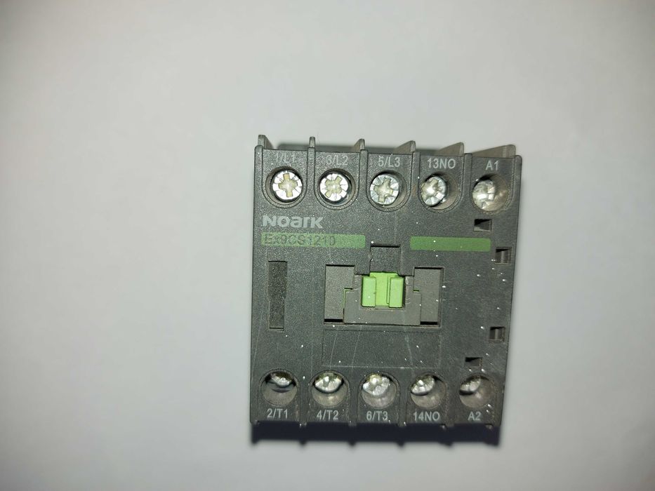 Mini-contactoar Noark Ex9CS12 01 3P 230V (101056) (folosit)