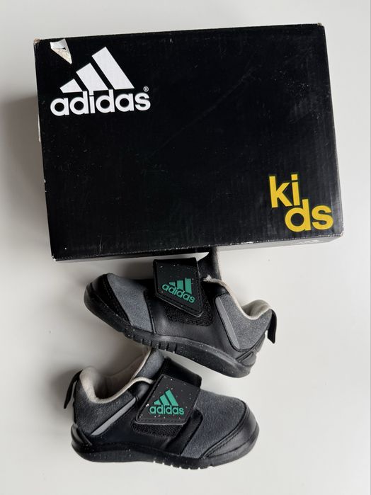 Детские кроссовки Adidas 20 рр оригинал