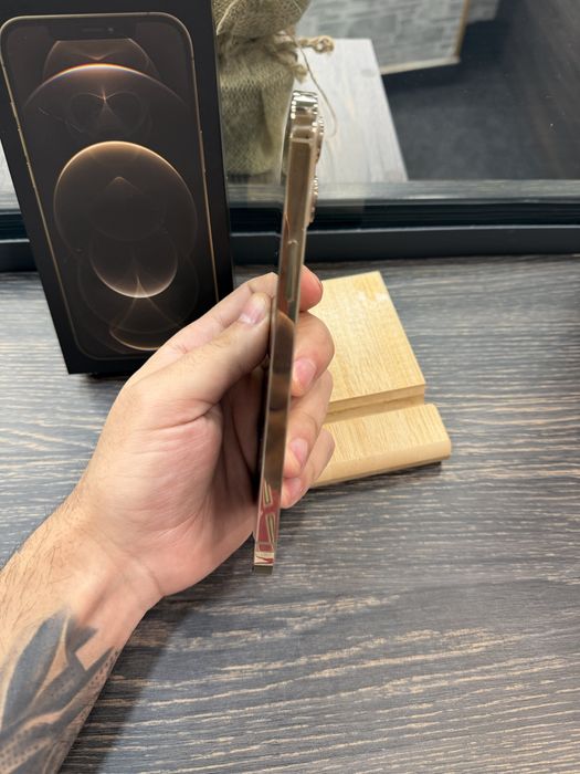 MrsAmanet: iphone 12 pro max impecabil