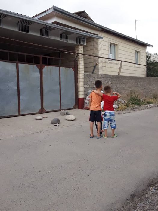 Продаётся дом с ремонтом Ташкентский облст блс роион Абайе