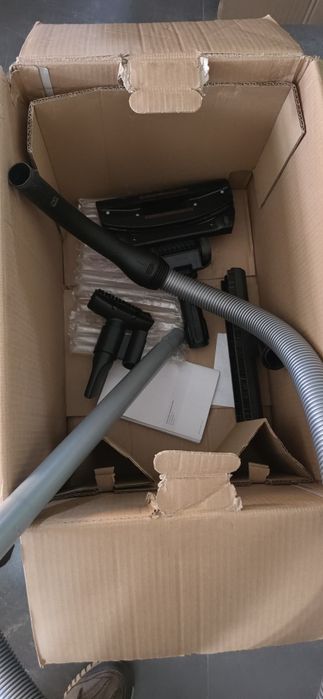 Aspirator fără sac BOSCH Relaxx'x ProSilence
