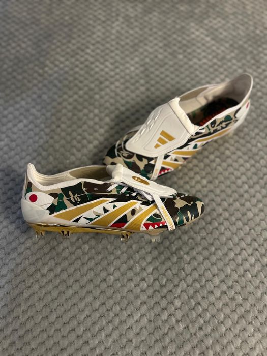 Ghete fotbal adidas predator x bape