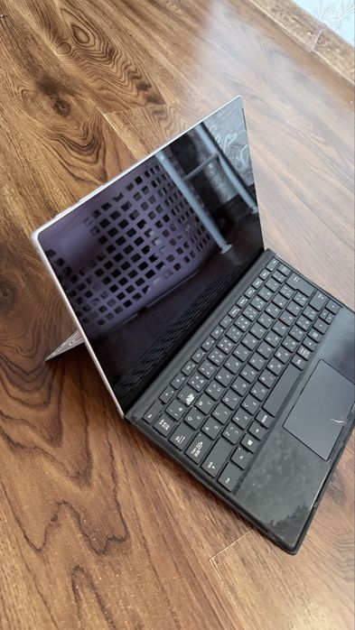Micrasoft surface pro